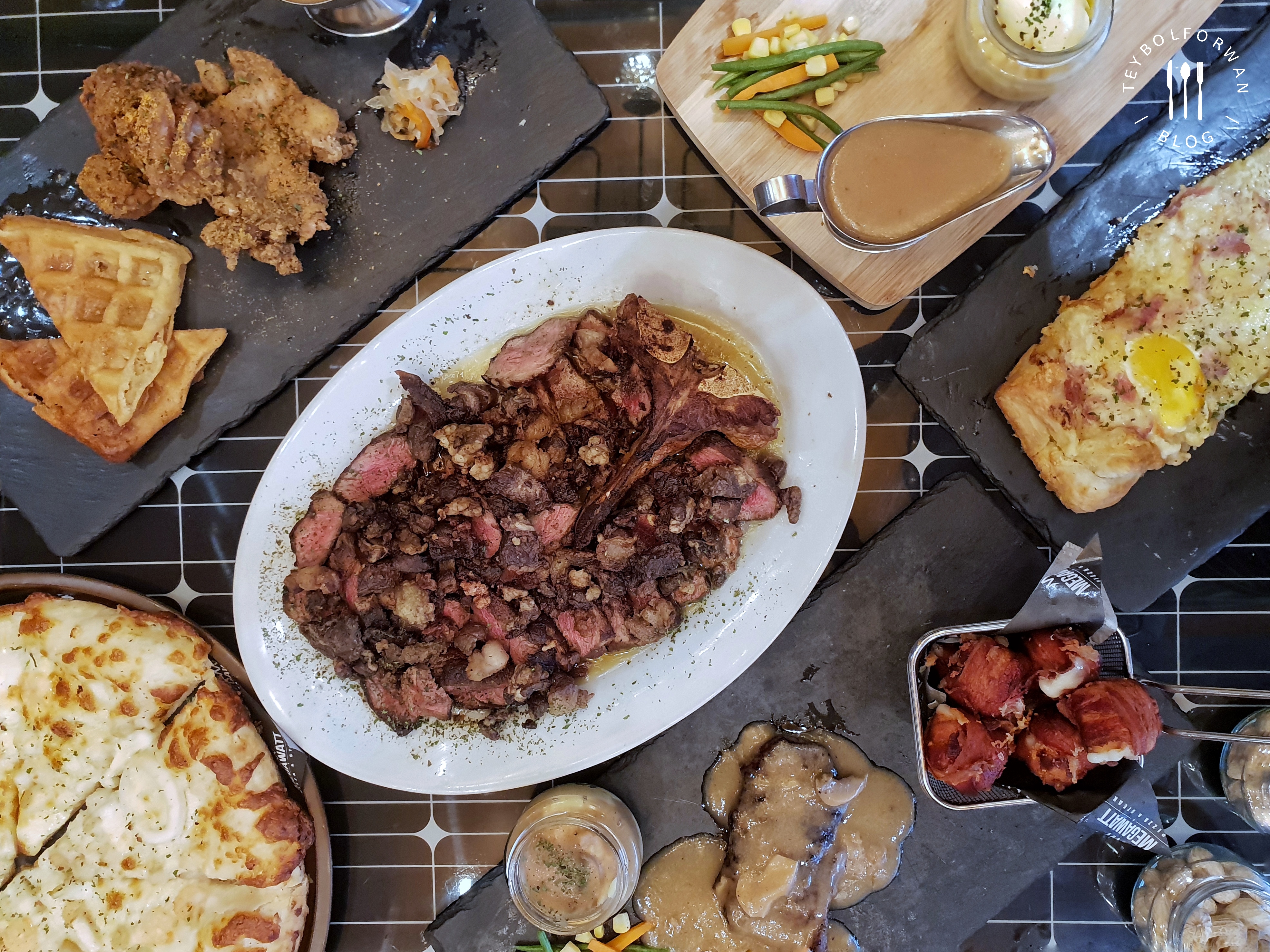 Megawatt Pizza and Steak