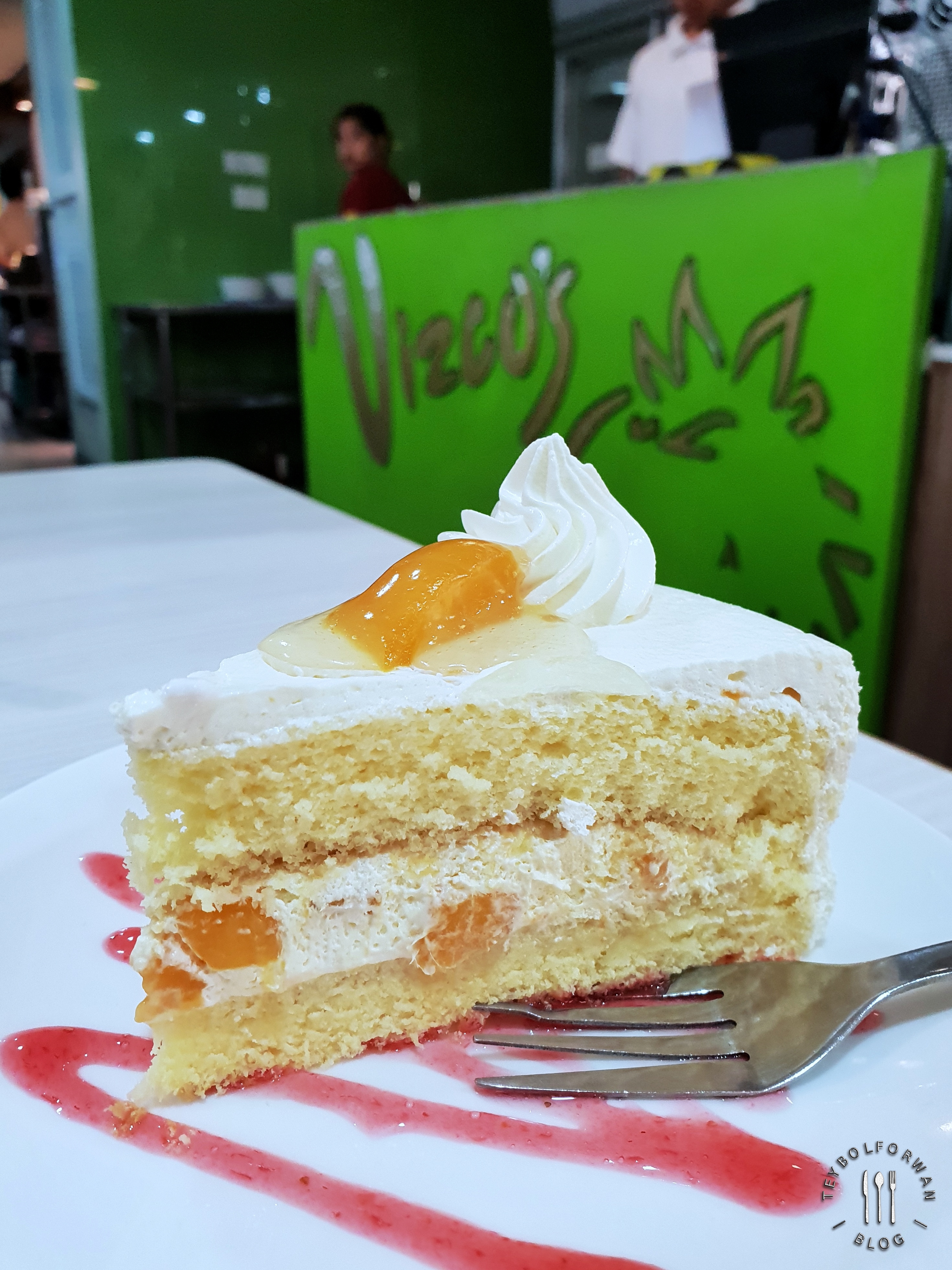 Vizcos' Mango Cake