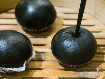Charcoal Custard Lava Bun
