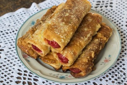 Homemade Cheesedog Breadrolls