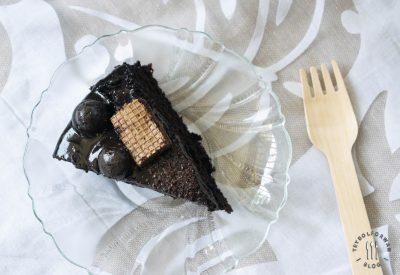 Moist Fudgy Chocolate Cake