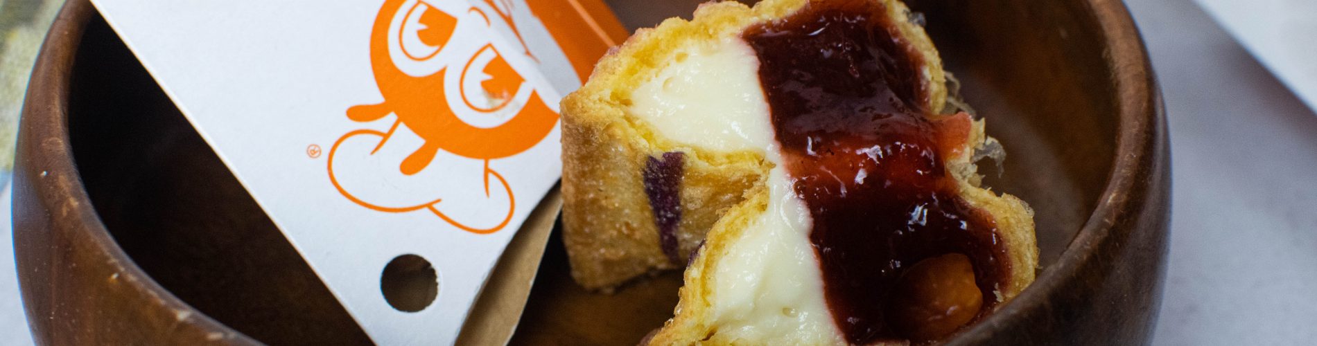 Jollibee Strawberry Pie